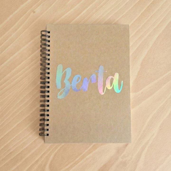 Llibreta Vinil Personalitzada amb Text o Nom | Crea la Teva